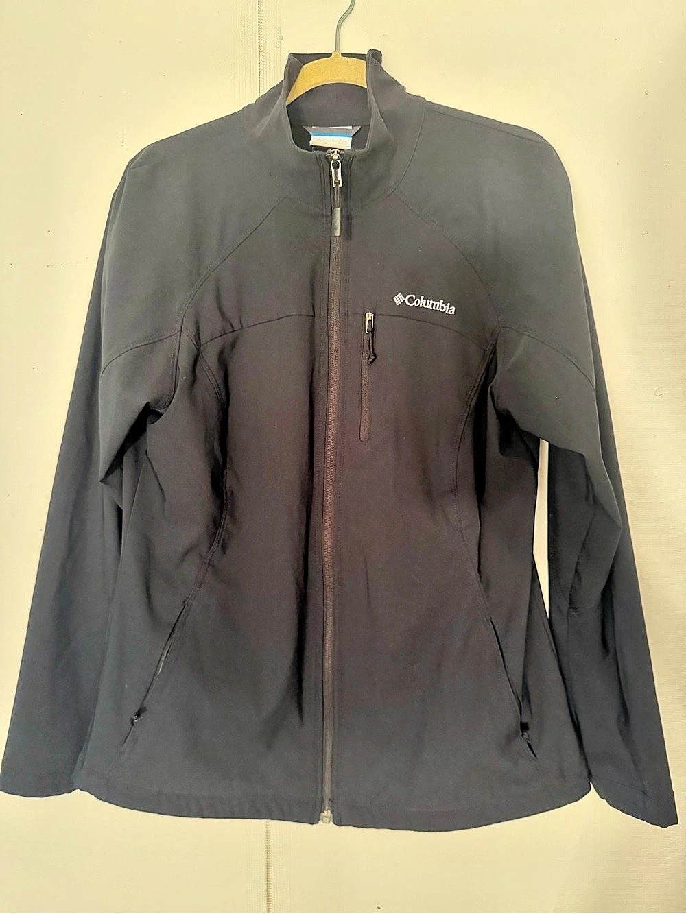 Columbia Women's Bonita Falls Softshell Jacket